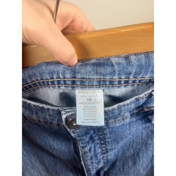 SONOMA Life Style Women's Blue Denim Capri Jeans Cuffed Cropped Size 16 - Picture 4 of 4